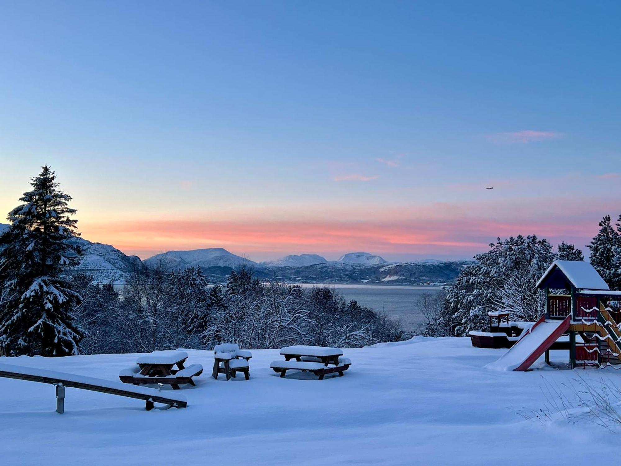 クリスティアンスンWake Up To A Beautiful View And Smell Of The Seaアパートメント エクステリア 写真